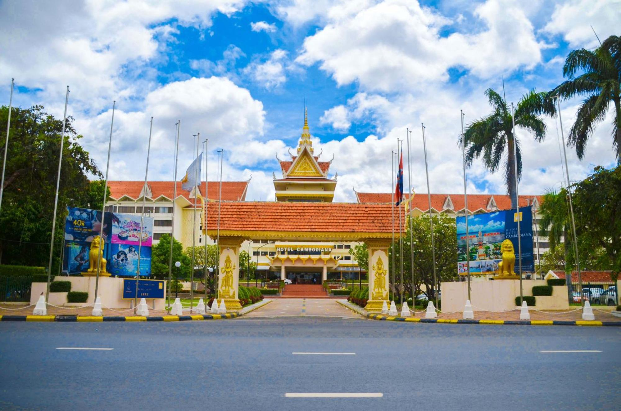 Hotel Cambodiana Phnom Penh Exterior foto